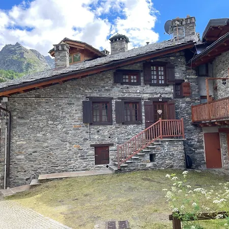 Le Village De Bruil